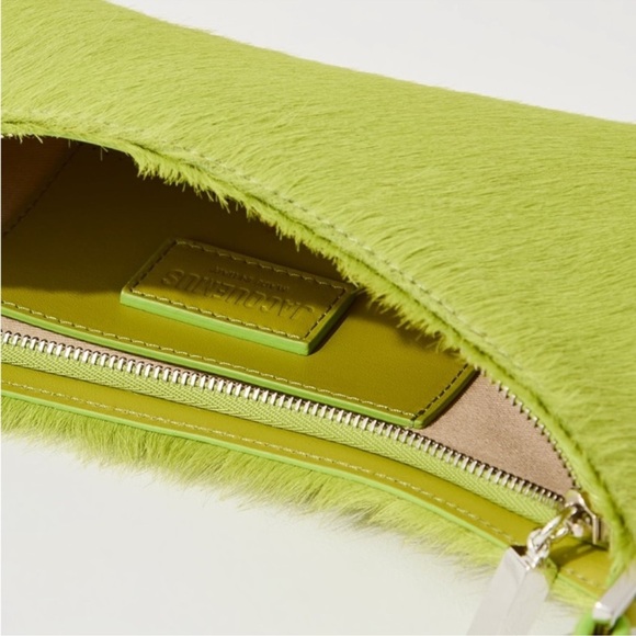 Jacquemus Le Bisou Bag- Neon Green - Picture 3 of 13